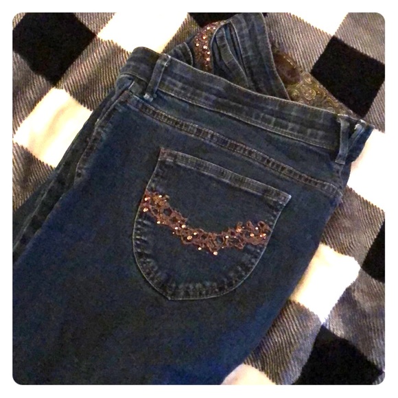 Meet your Posher, Beulah - Picture 1 of 1